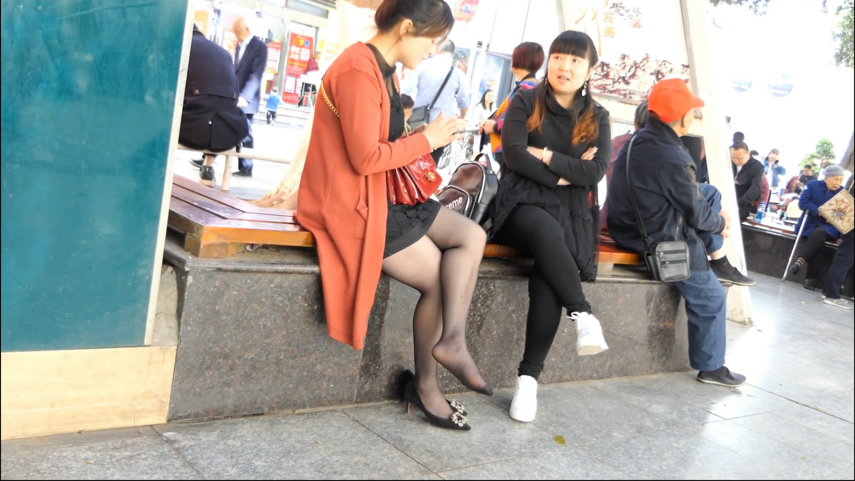 streetsnapnylon[00 00 16][20181208 232832 5]